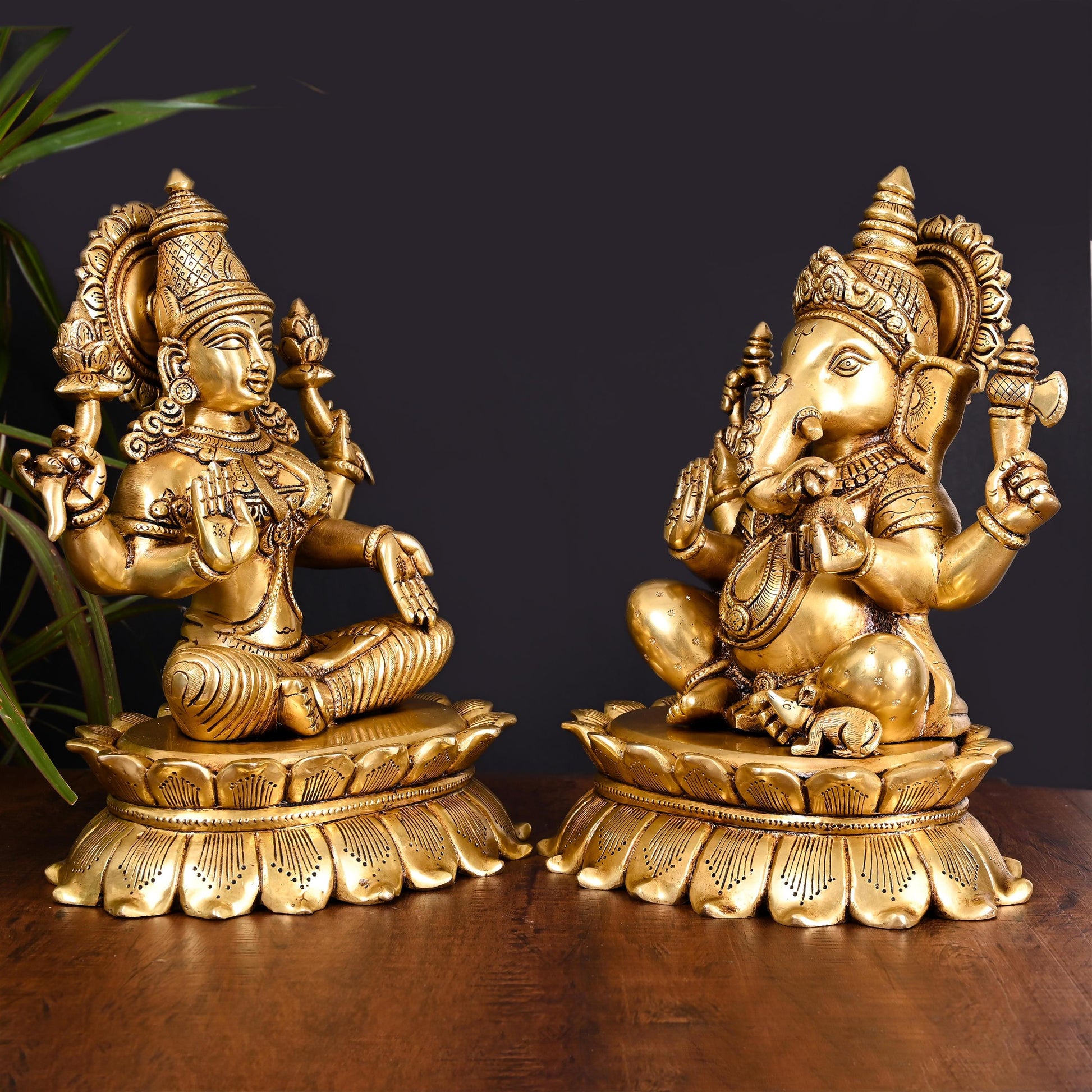 Brass Superfine Ganesha And Lakshmi Idols Set (11 Inch)