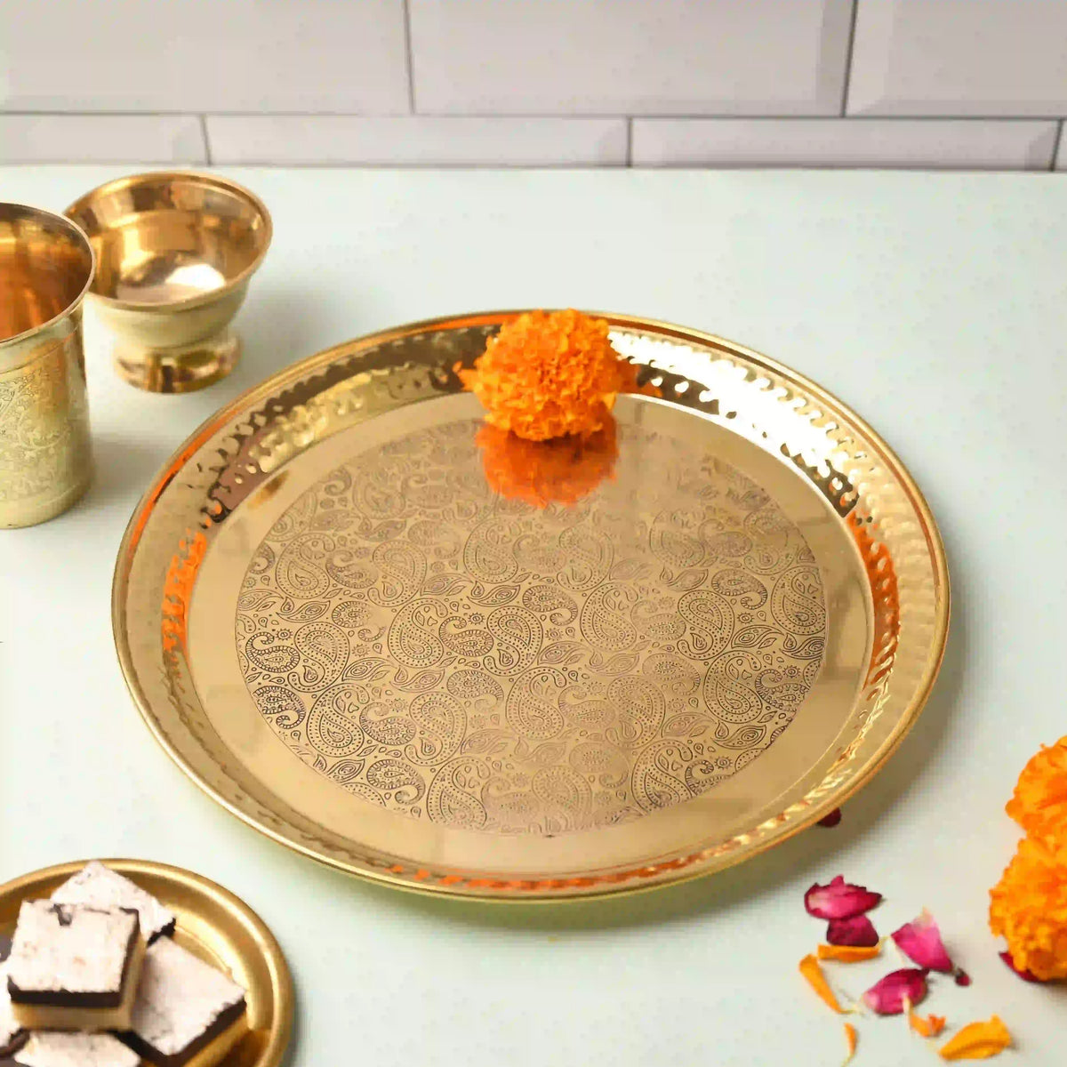 Brass Hammered Thali – Traditional Indian Brassware for Dining Elegance (11.2 Inch)