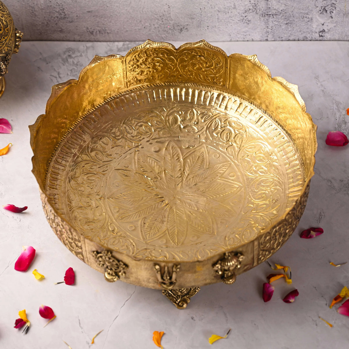 Brass Shankh Chakra Namah Urli