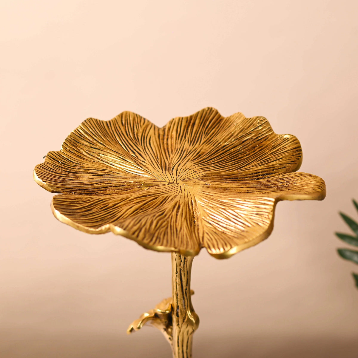 Brass Tree Design Decorative Table (16.5 Inch)
