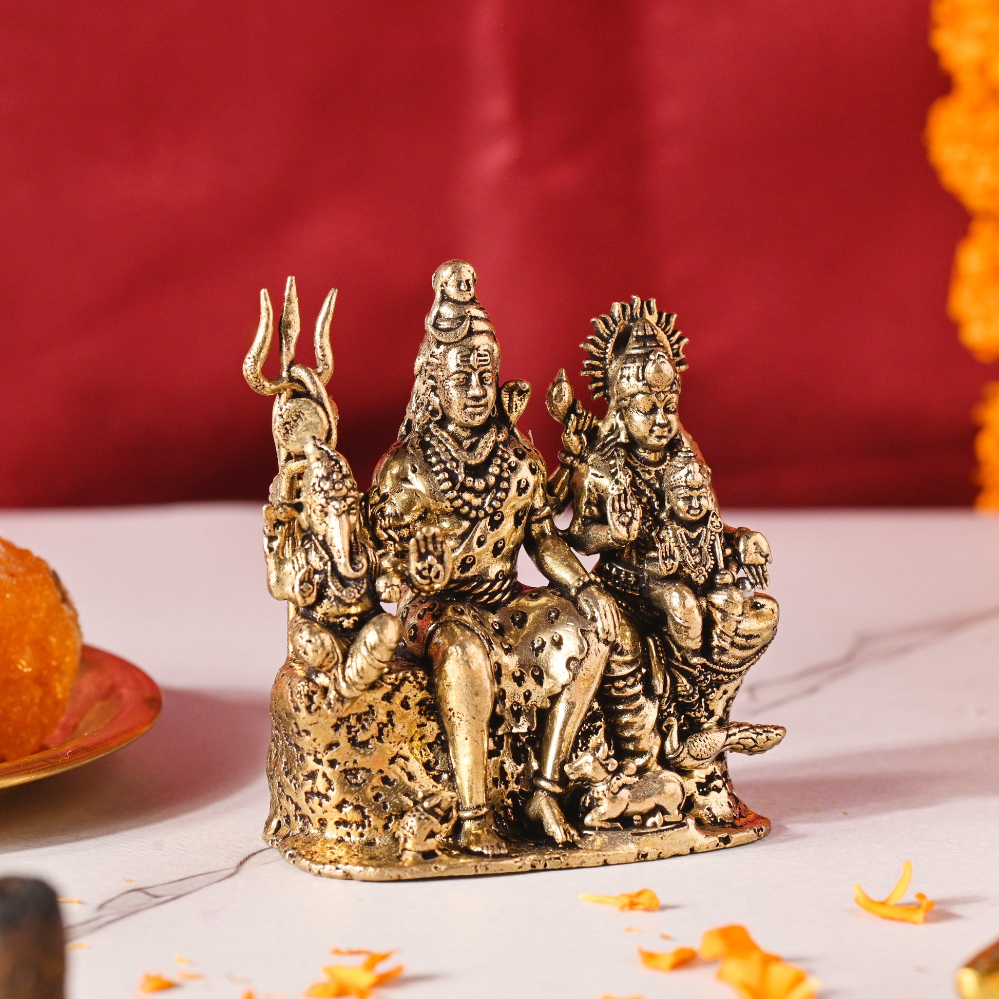 Brass Shiv Family Idol – Handcrafted Traditional Brass Decor (2.6 Inch)