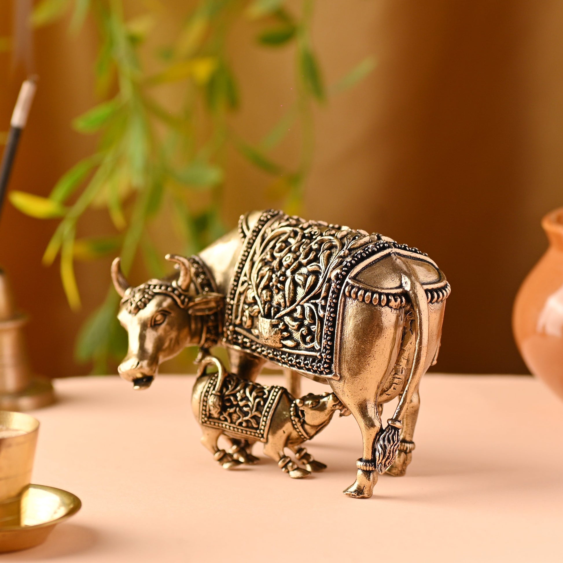 Brass Kamdhenu Cow with Calf Idol – Handmade Auspicious Decor
