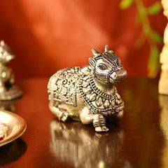 Brass Sitting Nandi Idol – Handcrafted Traditional Brass Decor (2.5 Inch)
