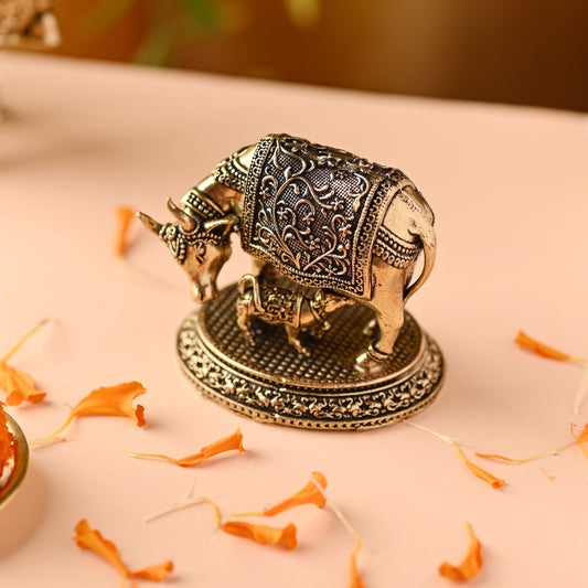 Brass Kamdhenu Cow with Calf Idol – Handmade Auspicious Decor (2 Inch)