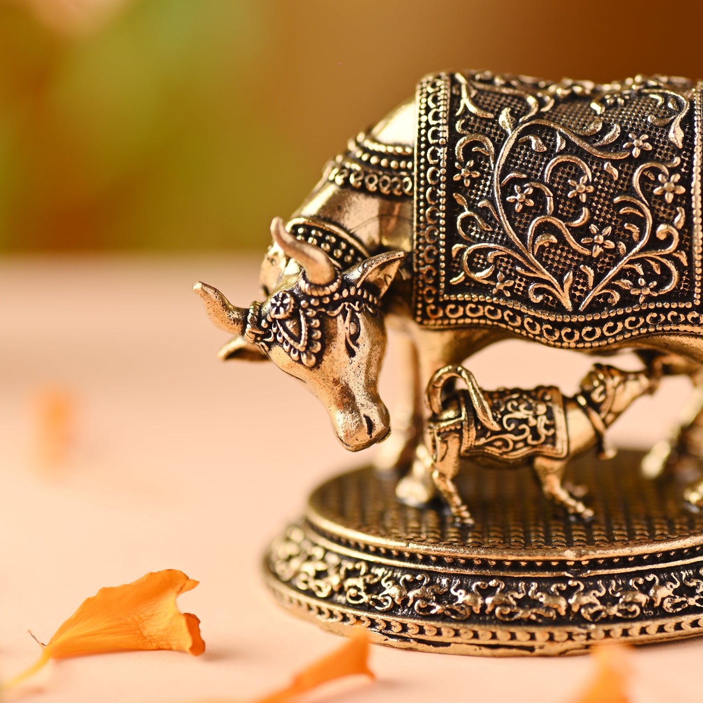 Brass Kamdhenu Cow with Calf Idol – Handmade Auspicious Decor (2 Inch)
