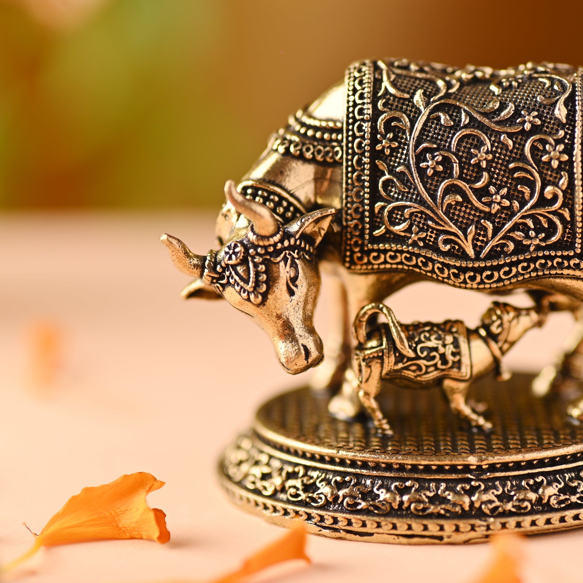 Brass Kamdhenu Cow with Calf Idol – Handmade Auspicious Decor (2 Inch)