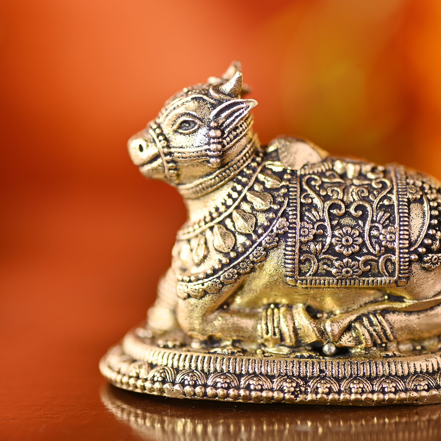 Brass Sitting Nandi Idol – Handcrafted Traditional Brass Decor (2 Inch)