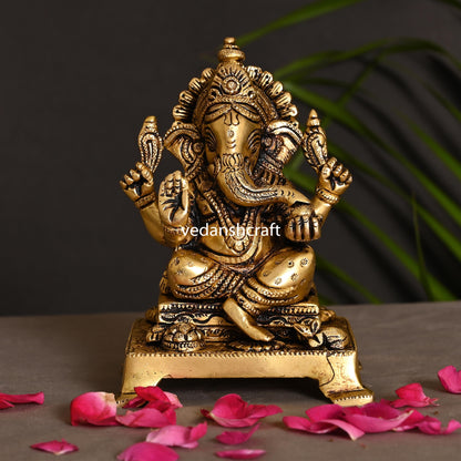 Brass Lord Ganesha Idol (5.5 Inch)