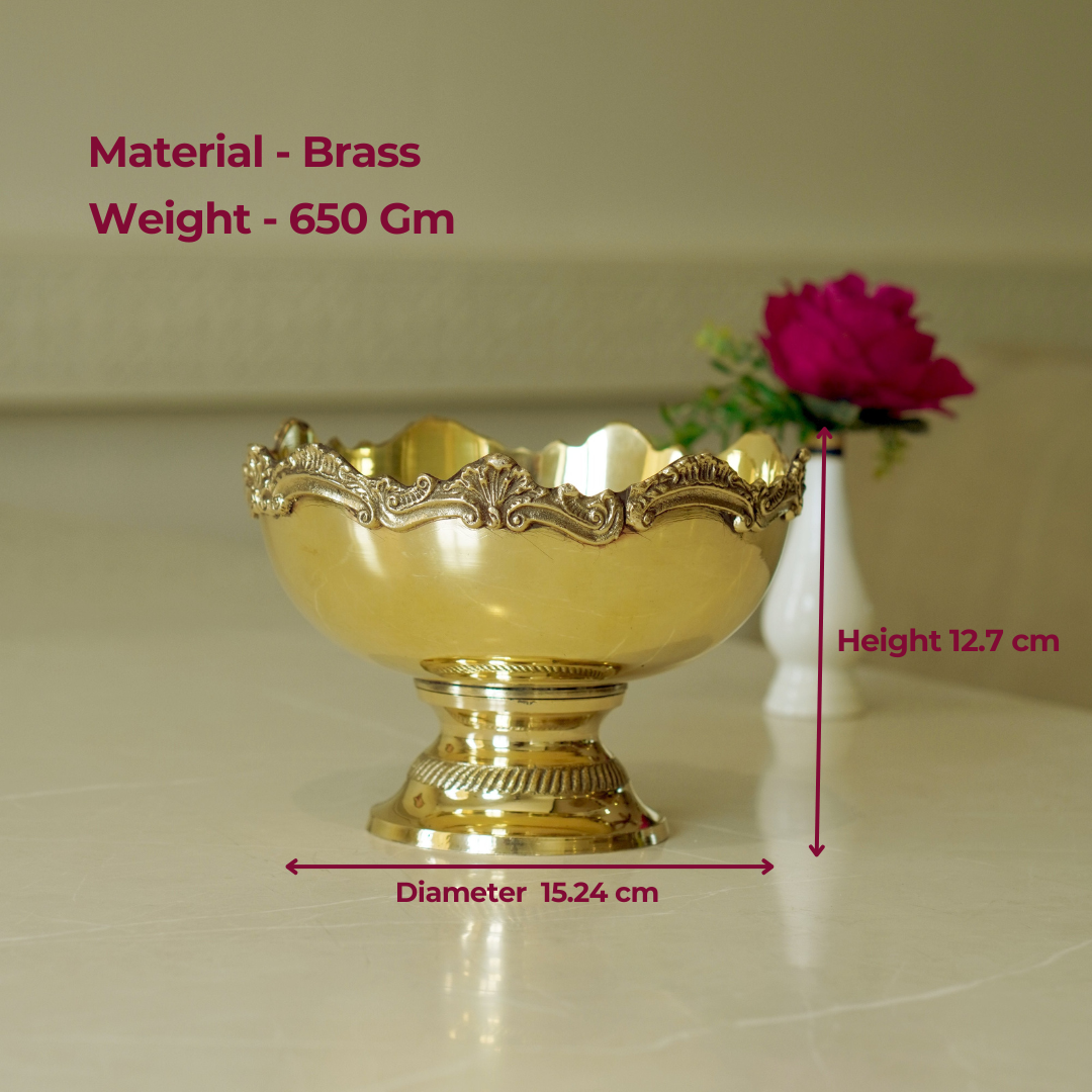 Brass decorative fruit bowl / table bowl