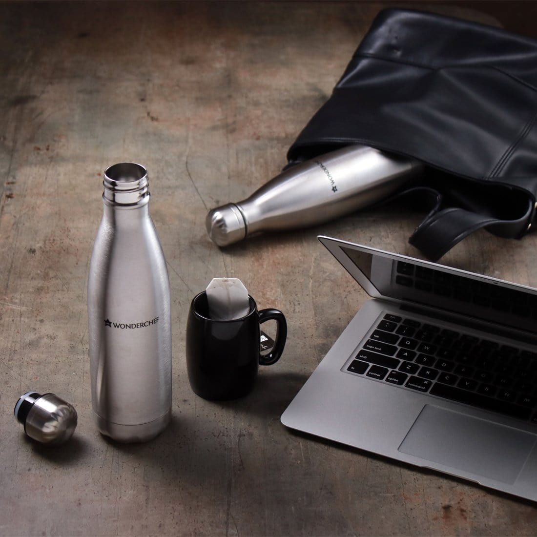 Stainless Steel Hydro Bot 500 ml | Gift Box Packing | Single wall | Non-insulated | 304 Stainless Steel | Non Toxic | BPA free | Rust Free | Light weight | For Home, Office & Travel | Spill and Leak proof | Wide Mouth | Easy to Clean | 2 Years Warranty