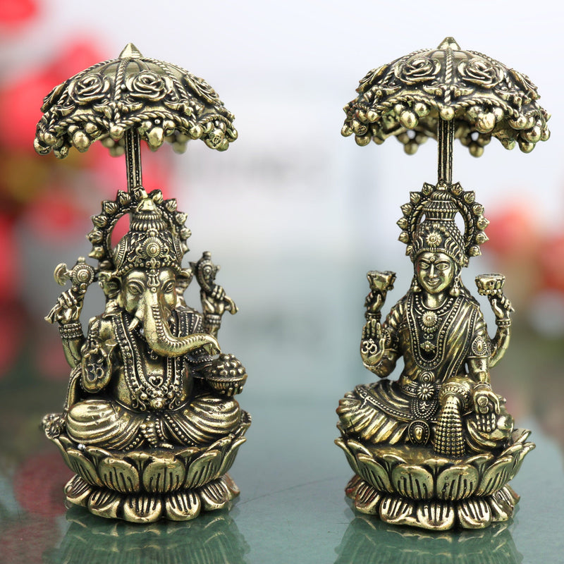 Brass Lakshmi Ganapati Idol with Umbrella, Handcrafted Ganesha Lakshmi Murti, Lakshmi Sahita Ganesh Vigraham for Pooja, Vastu, Diwali & Home Decor, Gold, 4.5 Inch, 2Piece