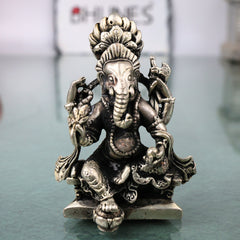 Brass With Silver Coated Handcrafted Ganesha Idol for Home Pooja & Decor, Ganpati Ganapati Vinayaka Vighnaharta Gajanan Murti, Small Spiritual Statue for Gift & Vastu Home Temple Decor, Silver, 2.5 Inch, 1 Piece
