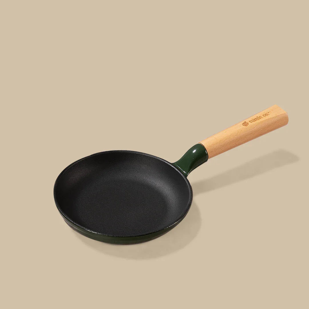 No. 6 Enamel Cast Iron Pan (16cm)