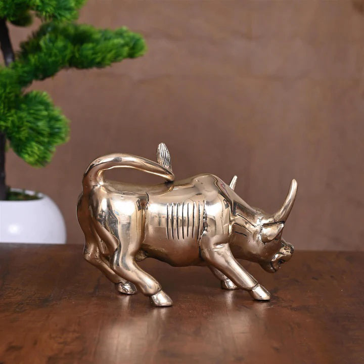 Brass Bull Figurine (4.5 Inch)