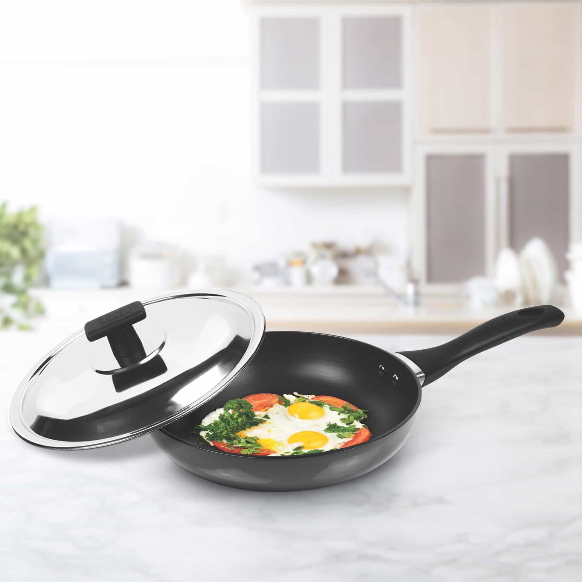 Hard Anodized Fry Pan With Stainless Steel Lid (Milton Procook)
