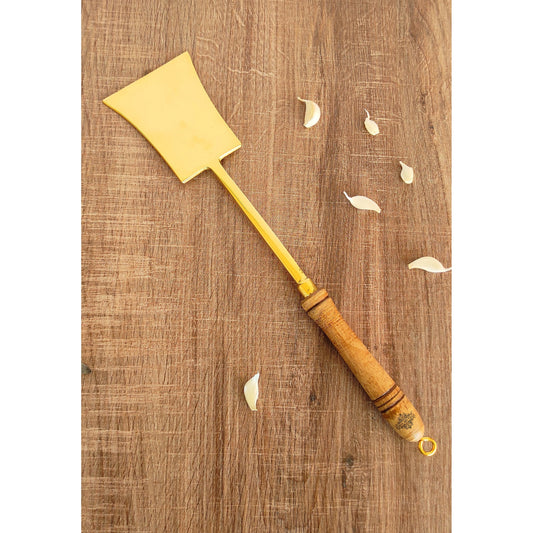 Pure Brass Gold Tavetha / Flat Turner for Dosa, Roti, Chapati With Wooden Handle - Length - 36.83 cm