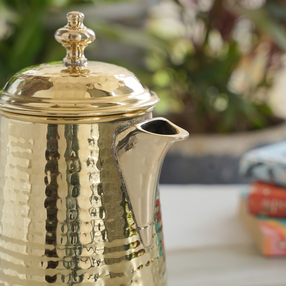 Brass Jug With Hammered Design With Handle with Lid - 1400 ML