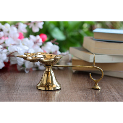 Brass Panch Aarti Diya with Antique Design, Idol for Home and tempel Pooja.