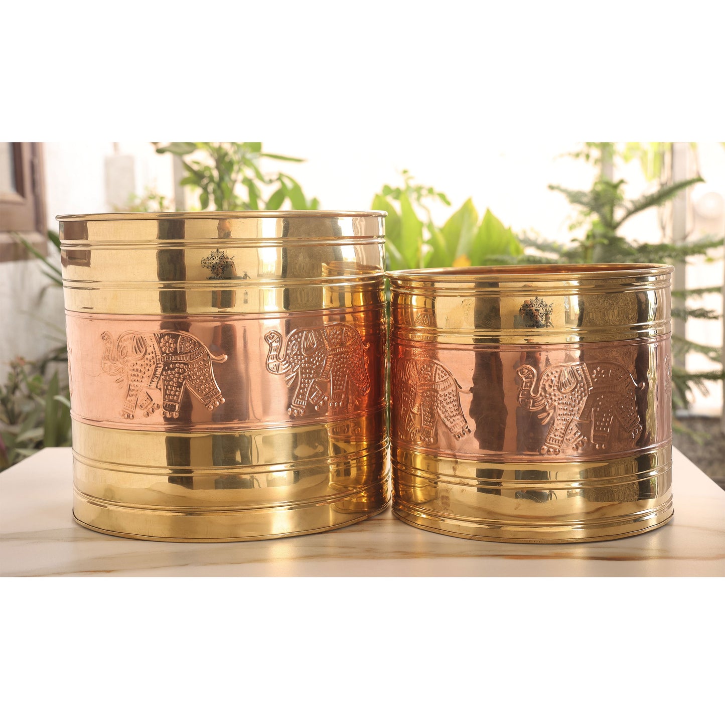 Brass Embossed Design Home Decor Planter, Home décor, Planting