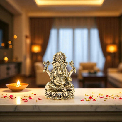 Pure Brass Chaturbhuja Ganesh Ji Murti With Pasha and Parashu