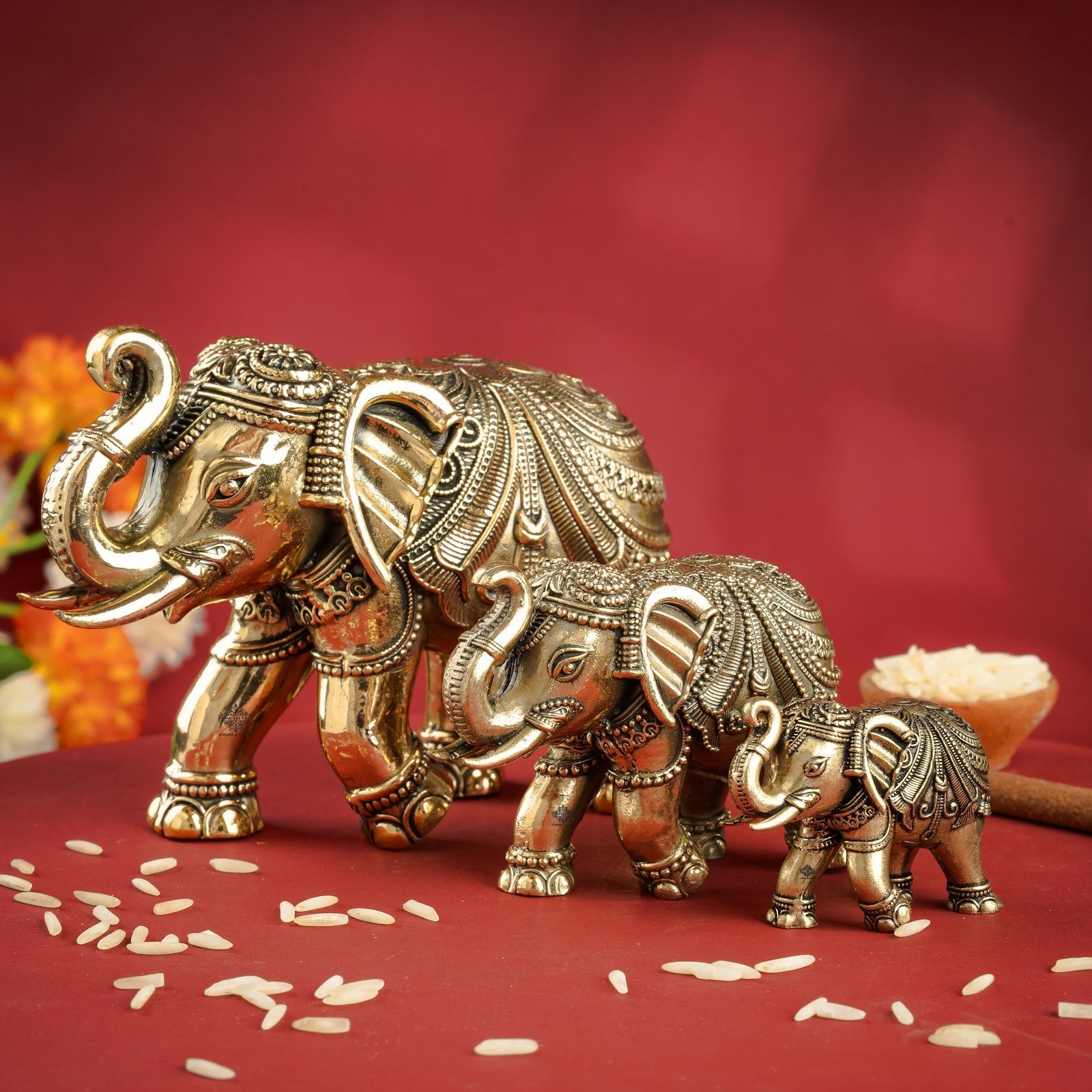 Brass Elephant Showpiece with Raised Trunk – Symbol of Prosperity