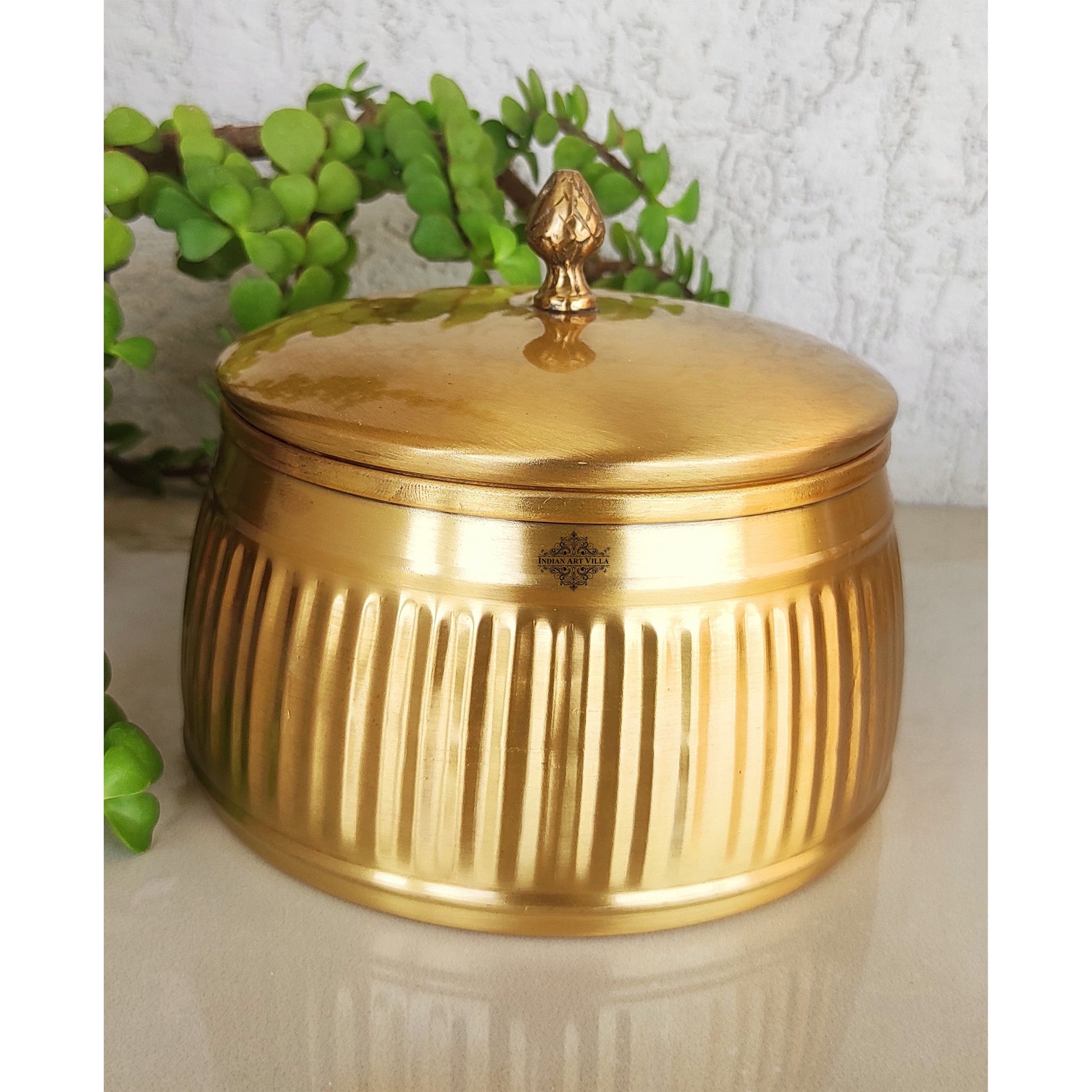 Pure Brass Lining Design Storage Box/Jar/Canister With Lid, Kitchen, Hotel & Restaurants, Volume-1200 ML