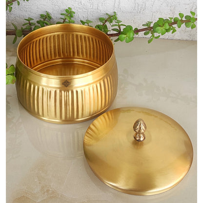 Pure Brass Lining Design Storage Box/Jar/Canister With Lid, Kitchen, Hotel & Restaurants, Volume-1200 ML