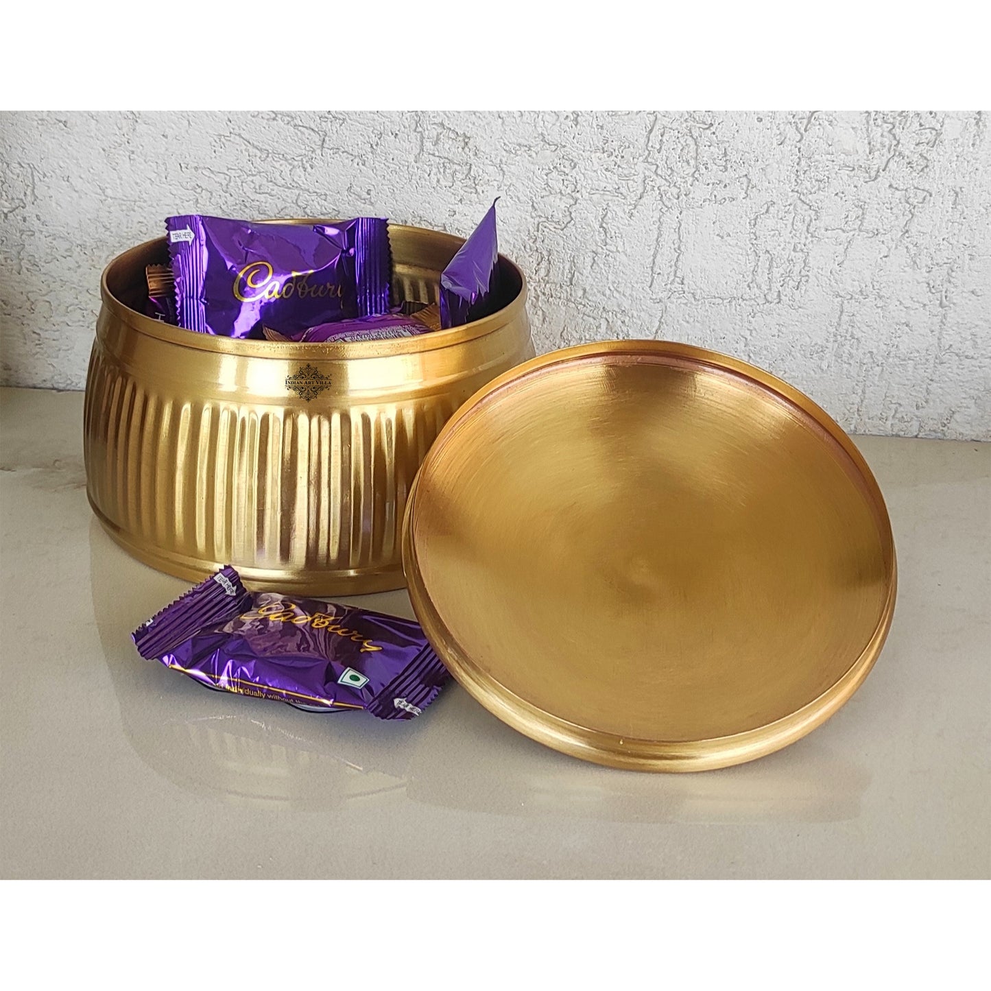 Pure Brass Lining Design Storage Box/Jar/Canister With Lid, Kitchen, Hotel & Restaurants, Volume-1200 ML