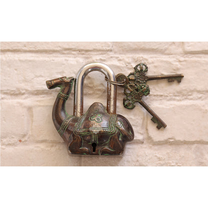 Handmade Old Dark Brown Vintage Style Camel Shape Brass Security Lock with 2 Keys, Size-4x11.43 cm