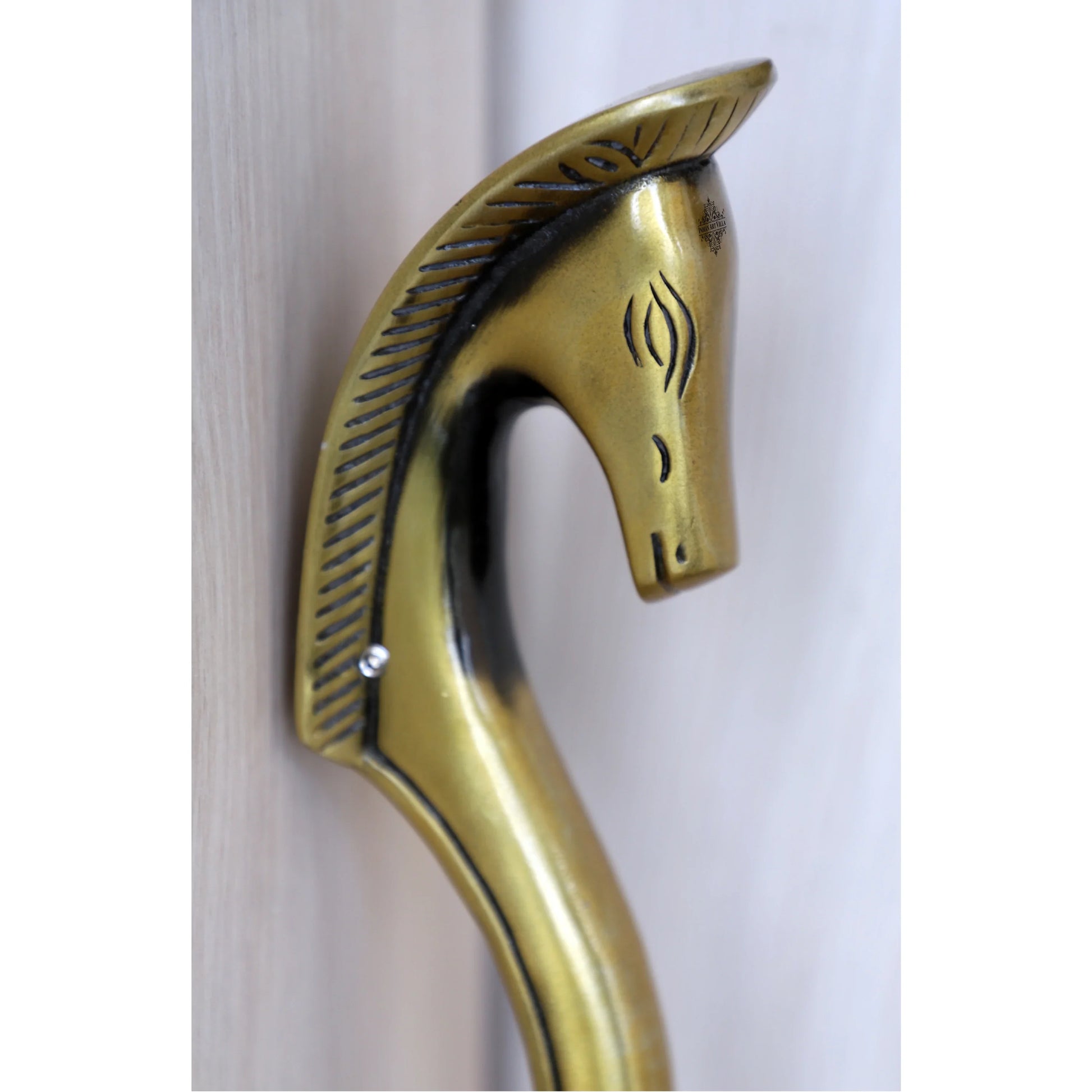 Brass-Finished Aluminum Door Handle with Egyptian Horse Design – A Symbol of Strength