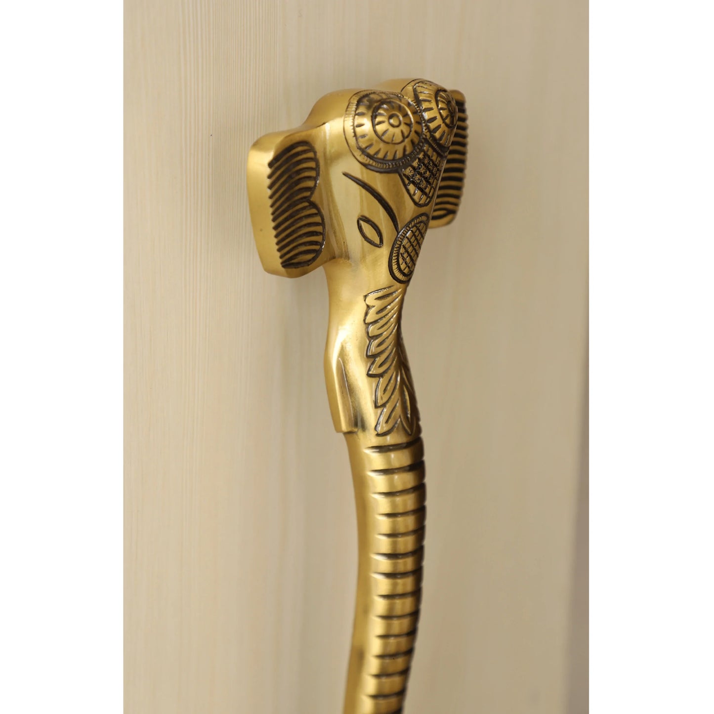 Brass-Finished Aluminum Door Handle With Elephant Head Design Door Handle, Height - 38.10 cm