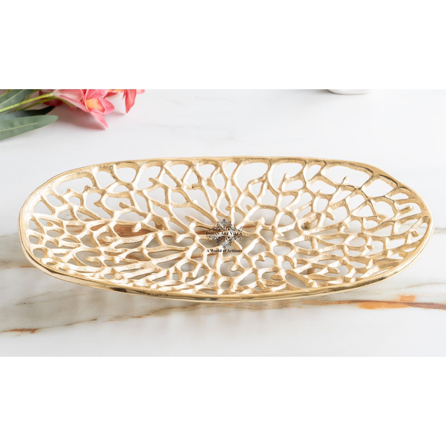 Gold Finish Antique Lacquer Matte Finish Decorative Tray – 47 cm Oval Shape, Cutting Design