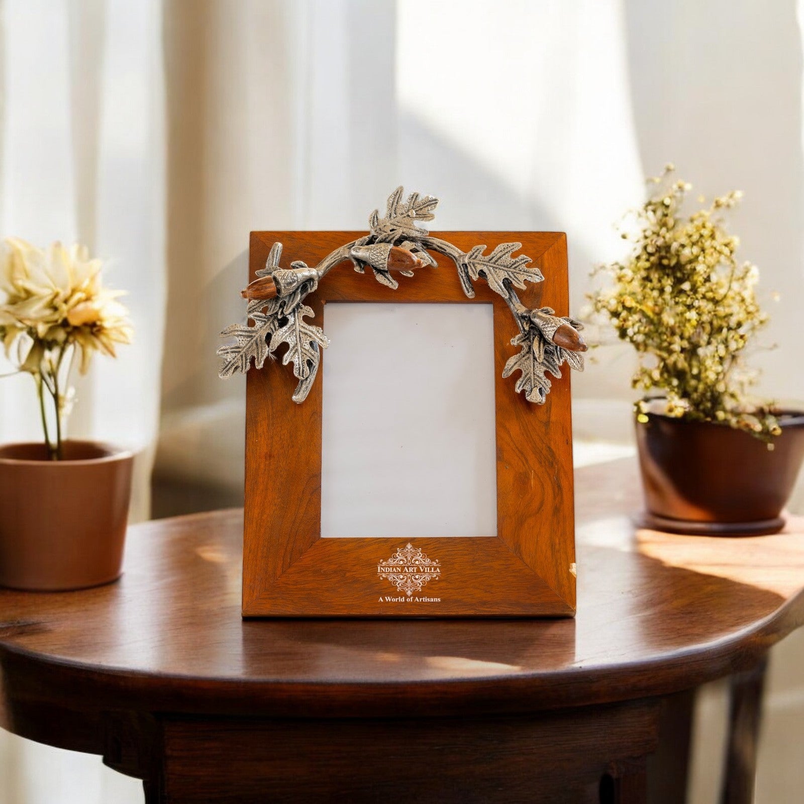 Wooden Photo Frame with Leaf & Acorn Design, 17x11 cm  Photo Size – Elegant Decorative Frame for Home Décor.