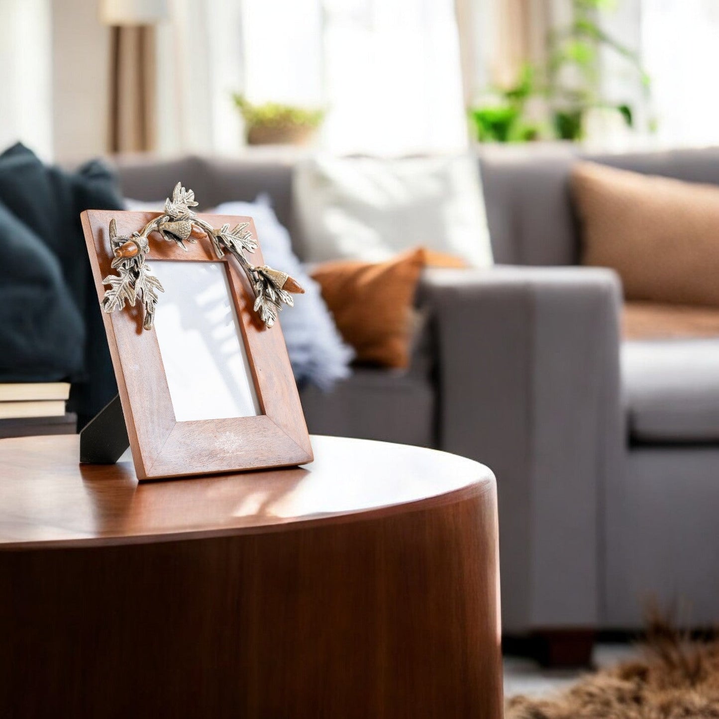 Wooden Photo Frame with Leaf & Acorn Design, 17x11 cm  Photo Size – Elegant Decorative Frame for Home Décor.