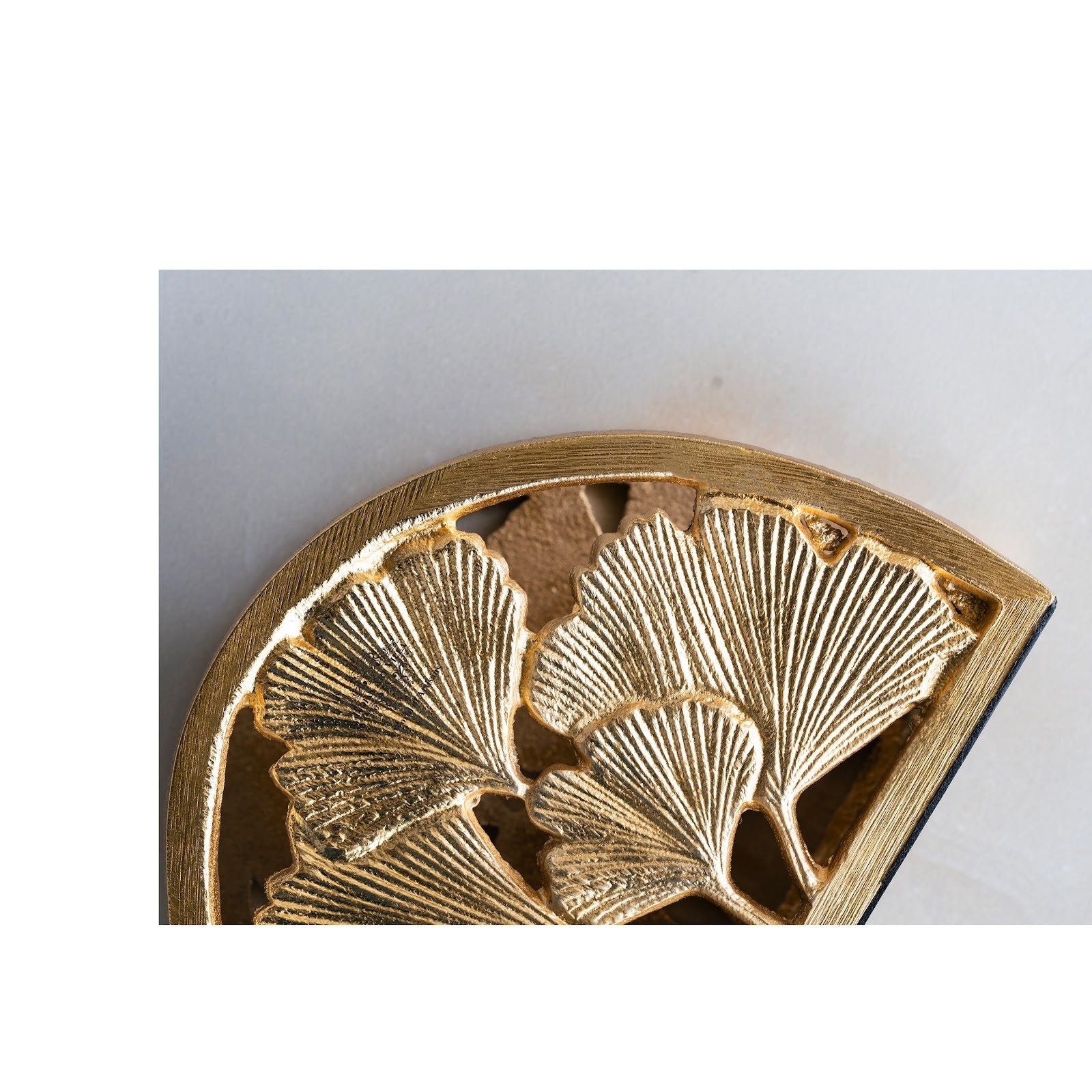 Brass Finish Embossed Flower Design Napkin Holder – Elegant Decorative Tissue Organizer for Home, Office, and Gifting