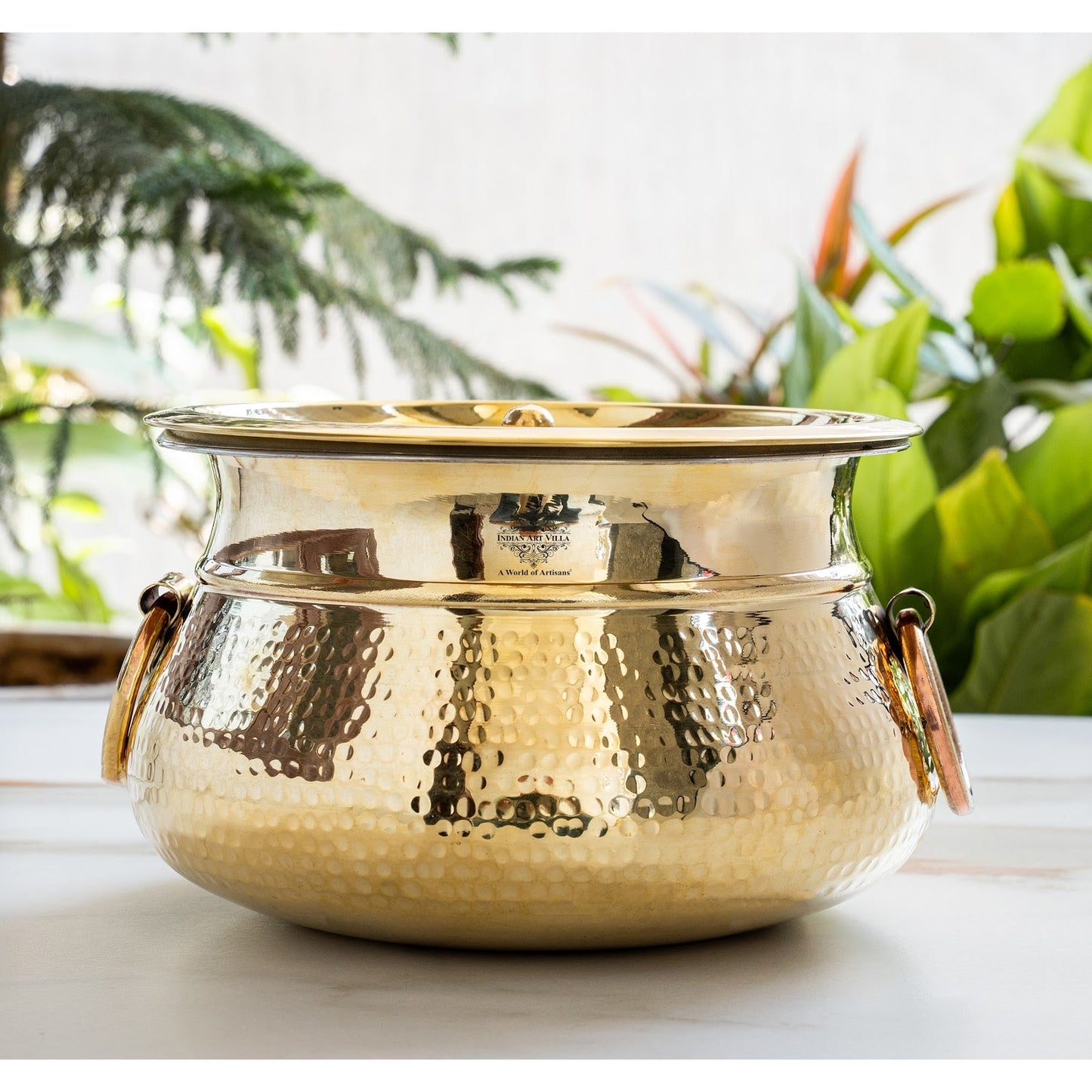 Brass Hammered Lagan Handi With Handle With Tin Lining  & Lid Cover