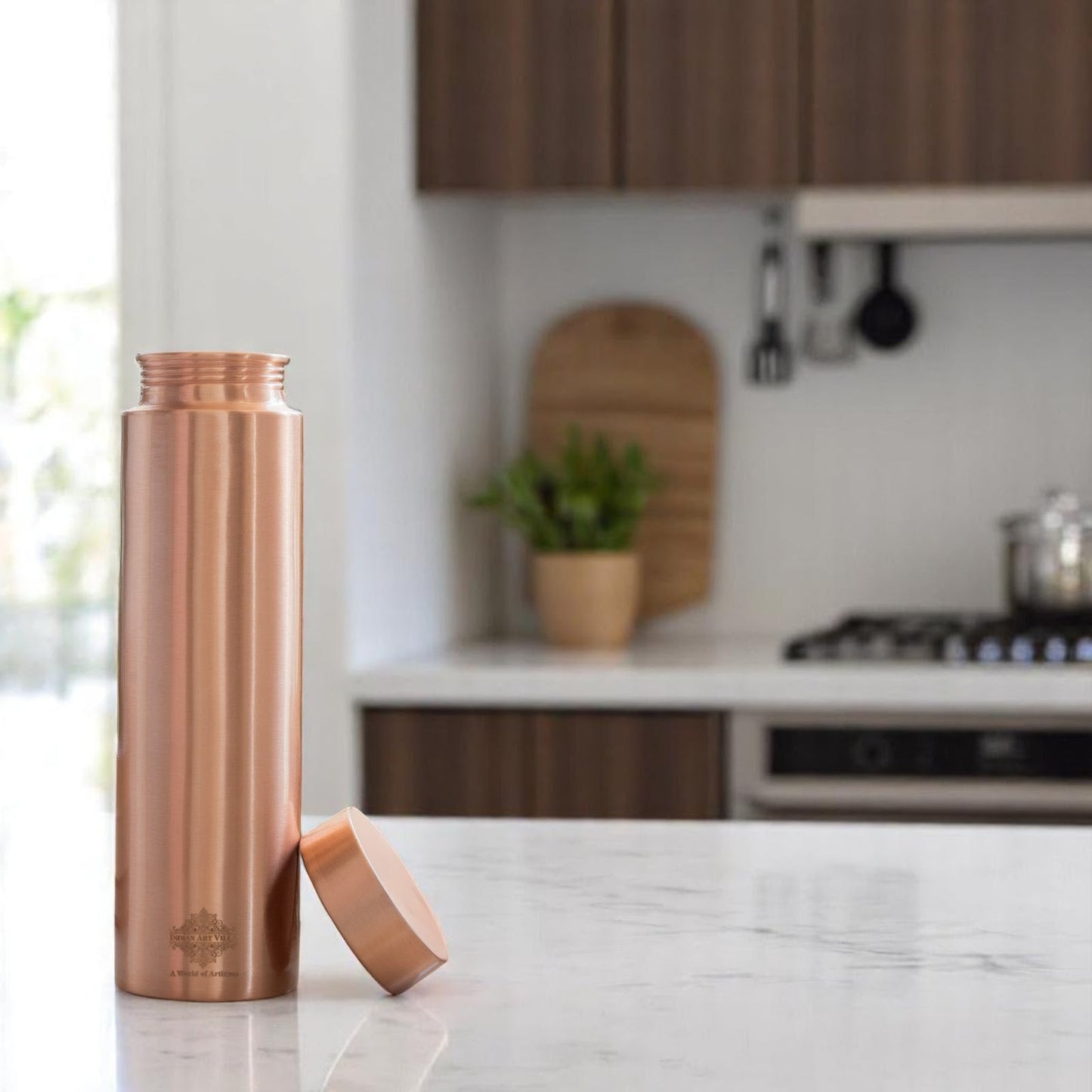 Pure Copper Bottle with Lacquer Coated Finish and Straight Shape