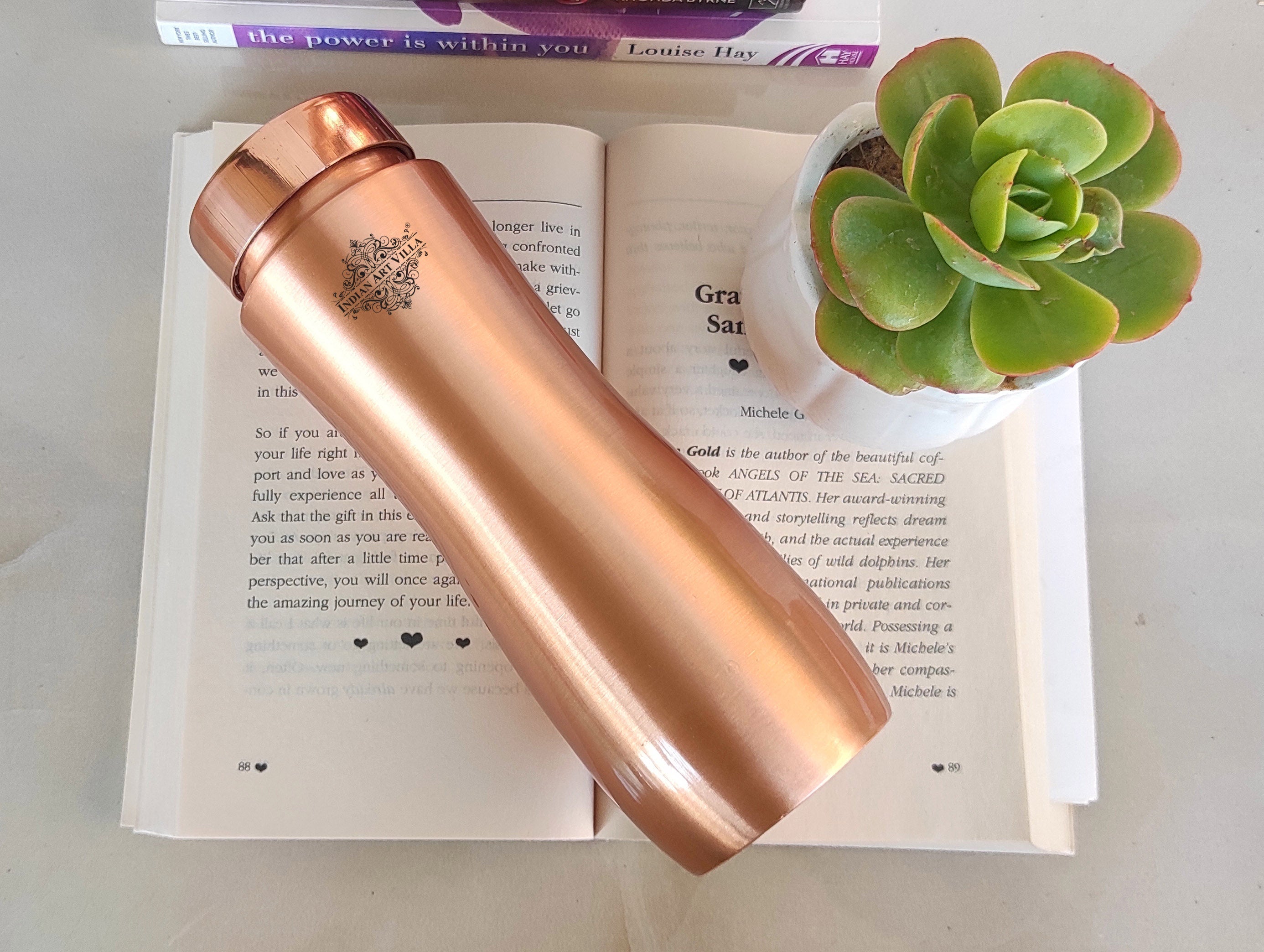 Pure Copper Lacquer Coated Curve Design Water Bottle