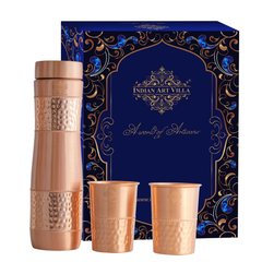 Indian Art Villa, Copper Drinkware Gift Set of 2 Glass and 1 Bottle With Half Lacquer Half Hammer Design, 275 ML  Glass and 1000 ml Bottle