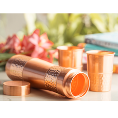 Indian Art Villa, Copper Drinkware Gift Set of 2 Glass and 1 Bottle With Half Lacquer Half Hammer Design, 275 ML  Glass and 1000 ml Bottle