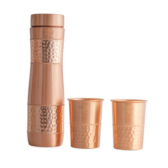 Indian Art Villa, Copper Drinkware Gift Set of 2 Glass and 1 Bottle With Half Lacquer Half Hammer Design, 275 ML  Glass and 1000 ml Bottle