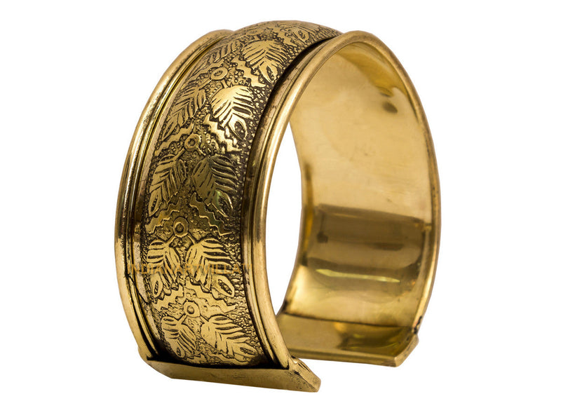 Pure Brass Antique Rare Design Openable Kada
