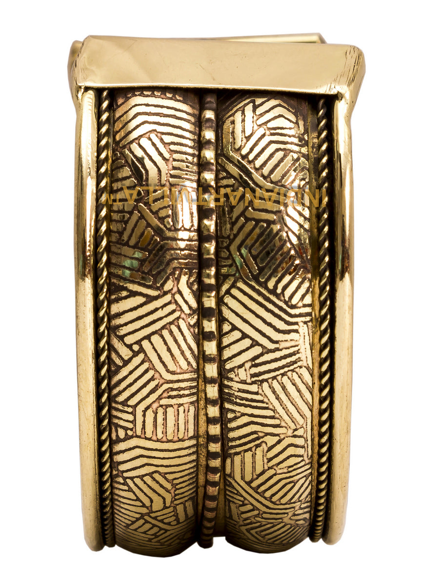 Pure Brass Antique Rare Design Openable Kada