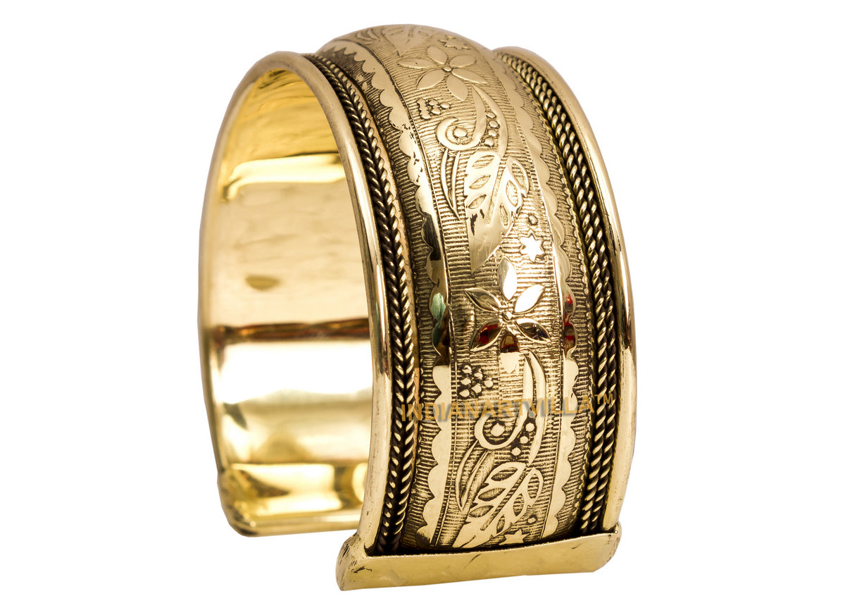 Pure Brass Antique Rare Design Openable Kada