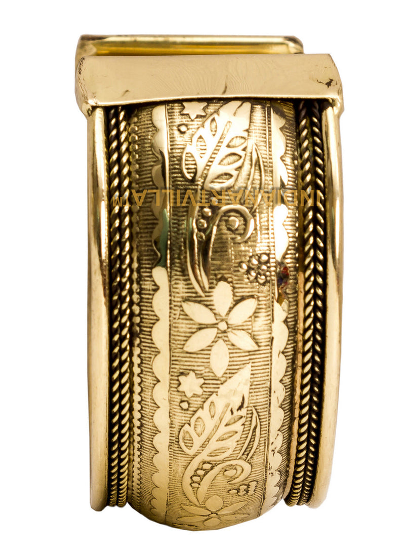 Pure Brass Antique Rare Design Openable Kada