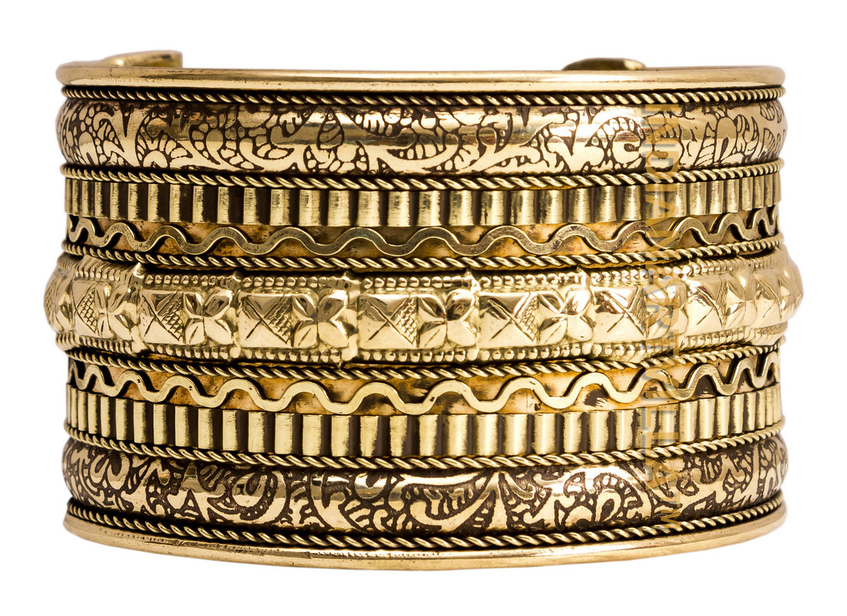 Brass Antique Rare Design Openable Kada Braceleted Bangle