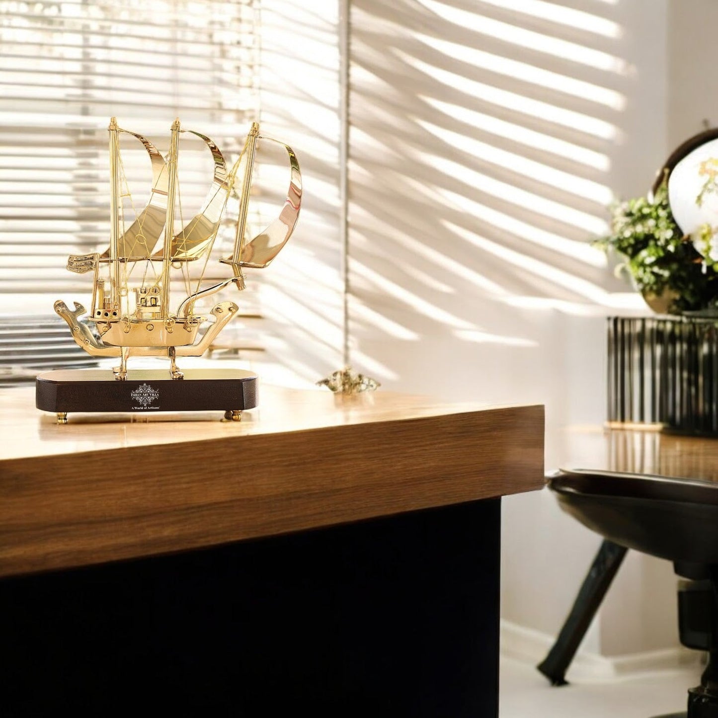 Brass Handmade Designer Ship, Yacht Showpiece, Miniature, Home Decor