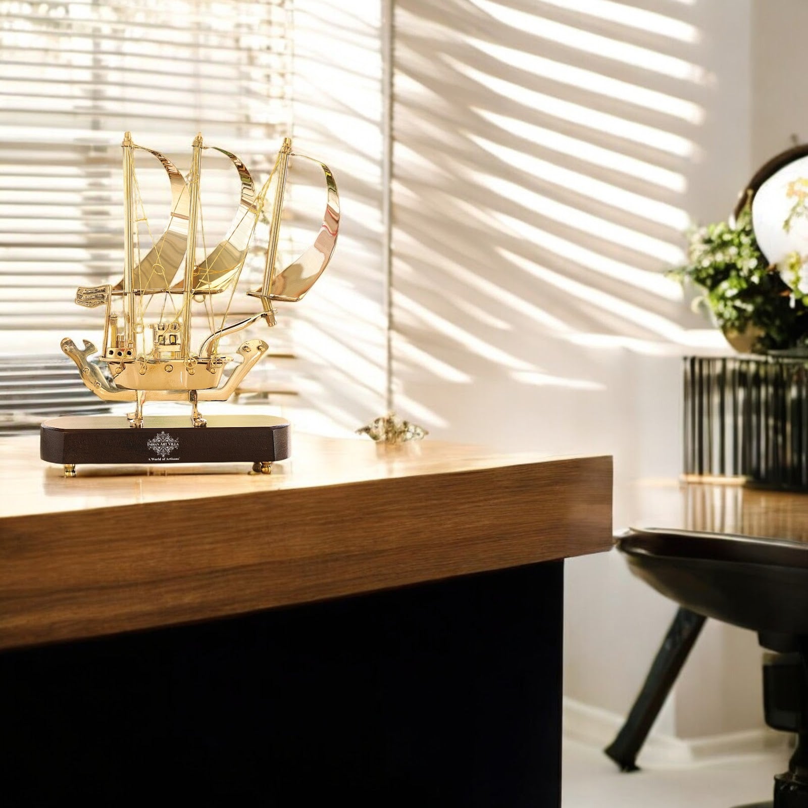 Brass Handmade Designer Ship, Yacht Showpiece, Miniature, Home Decor