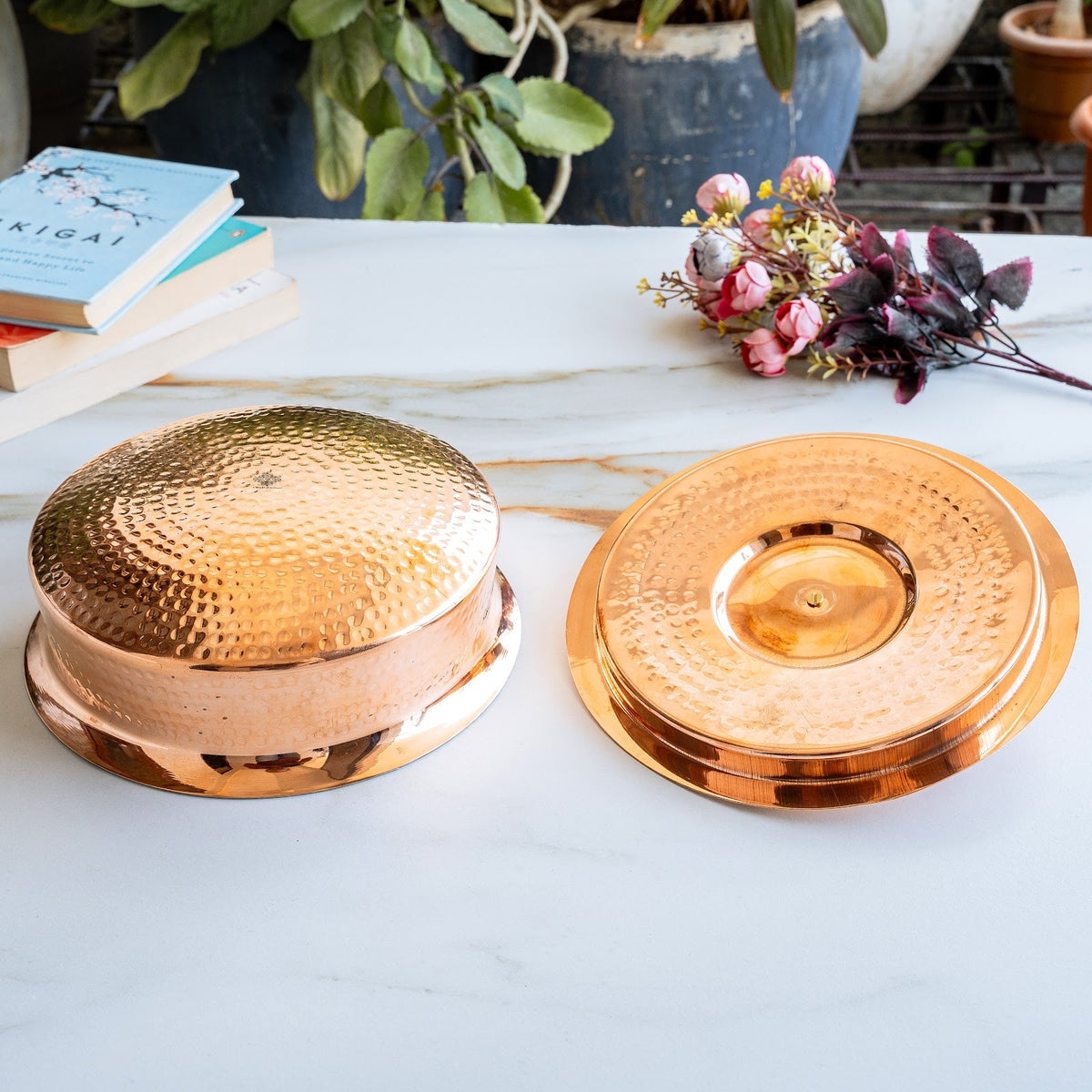 Copper Hammered Lagan with Tin Lining & Lid for Traditional Cooking