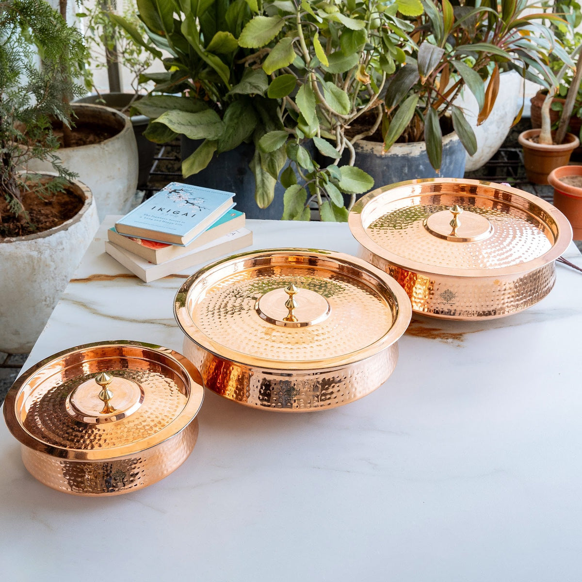 Copper Hammered Lagan with Tin Lining & Lid for Traditional Cooking